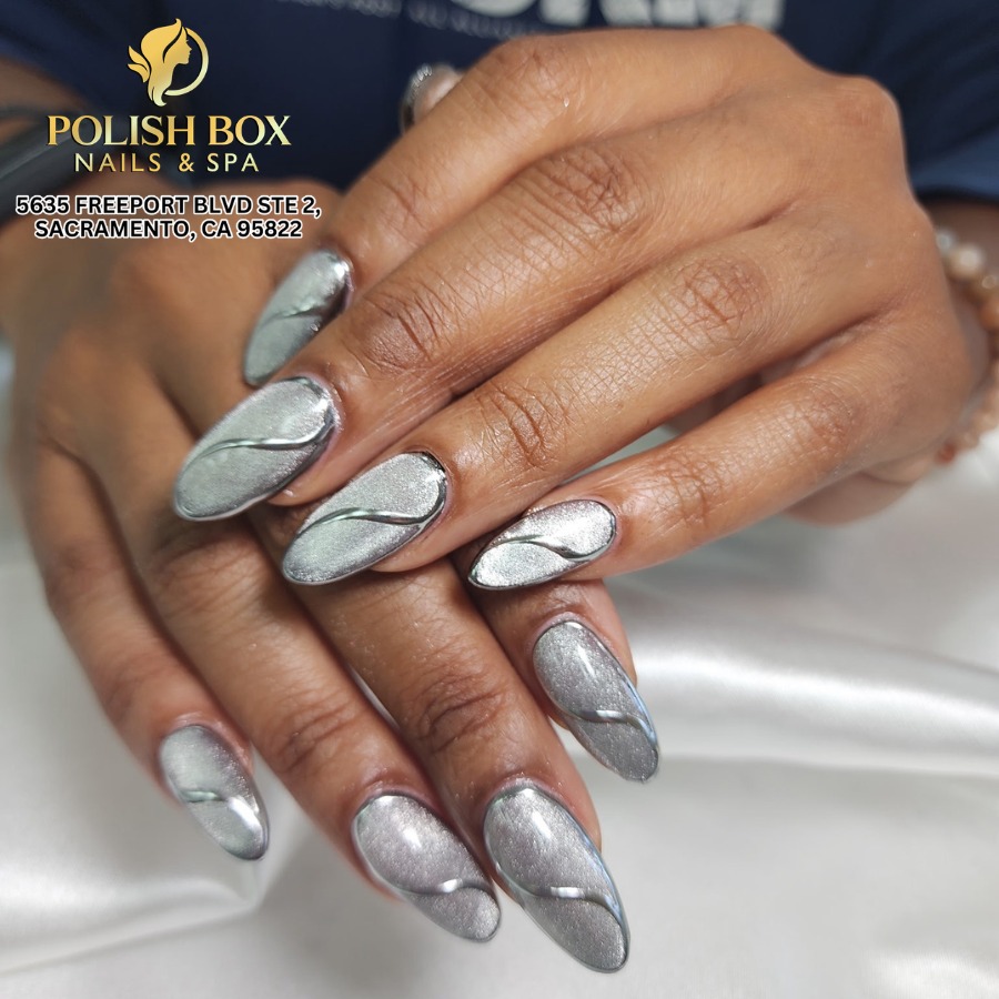 Trending July Nail Ideas